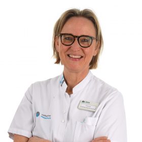 Senders, H.M.A.A. (Rikie)